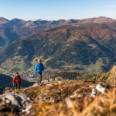 ファームステイ Gutzingerhof