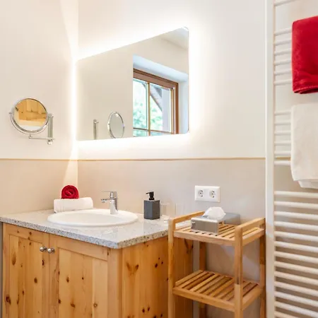 Farm stay Gutzingerhof *