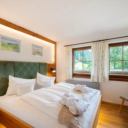 Farm stay Gutzingerhof Bad Kleinkirchheim