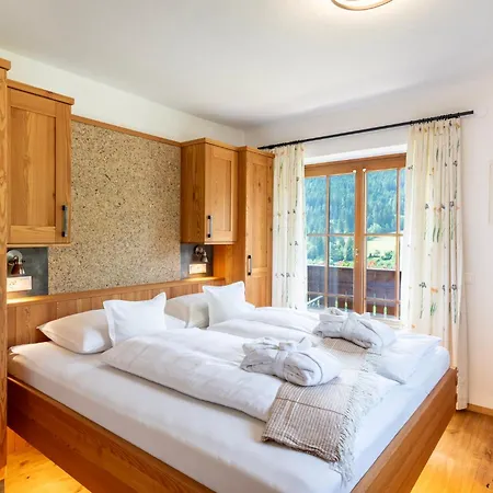 Farm stay Gutzingerhof Bad Kleinkirchheim