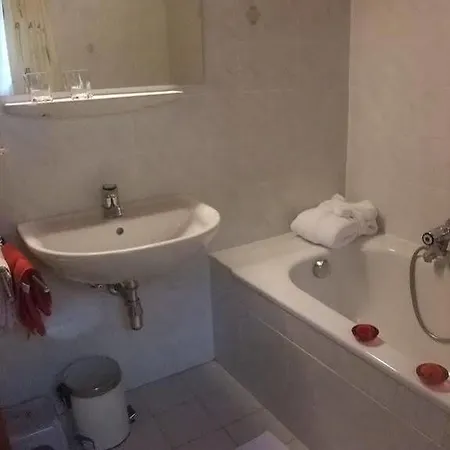 Farm stay Gutzingerhof Bad Kleinkirchheim
